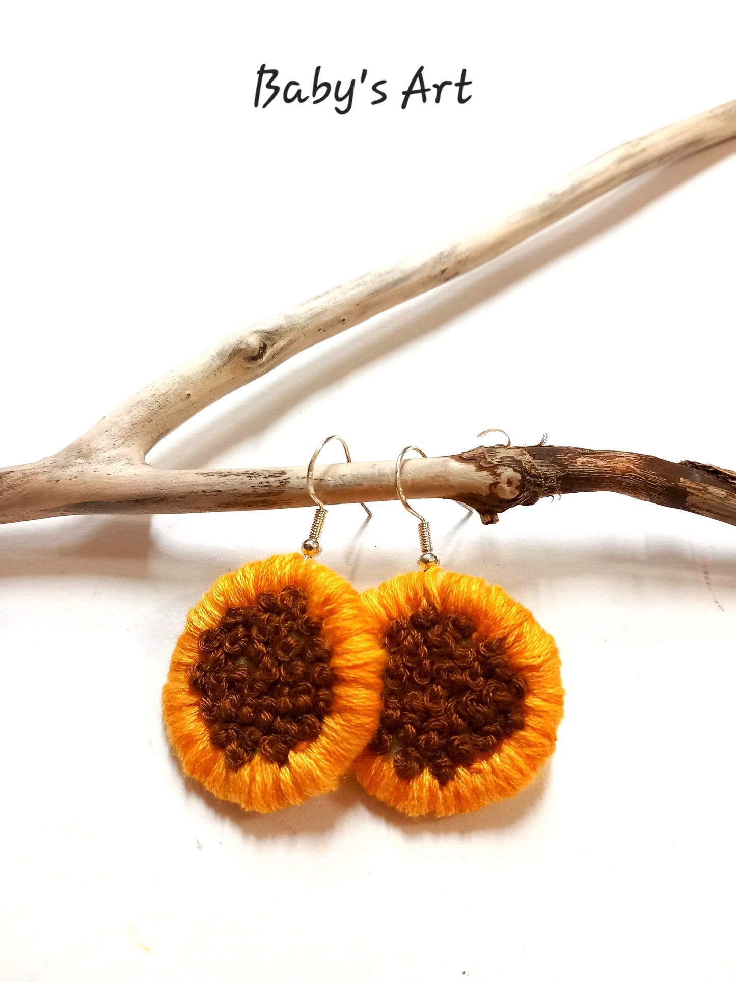 Orecchini ricamati girasole
