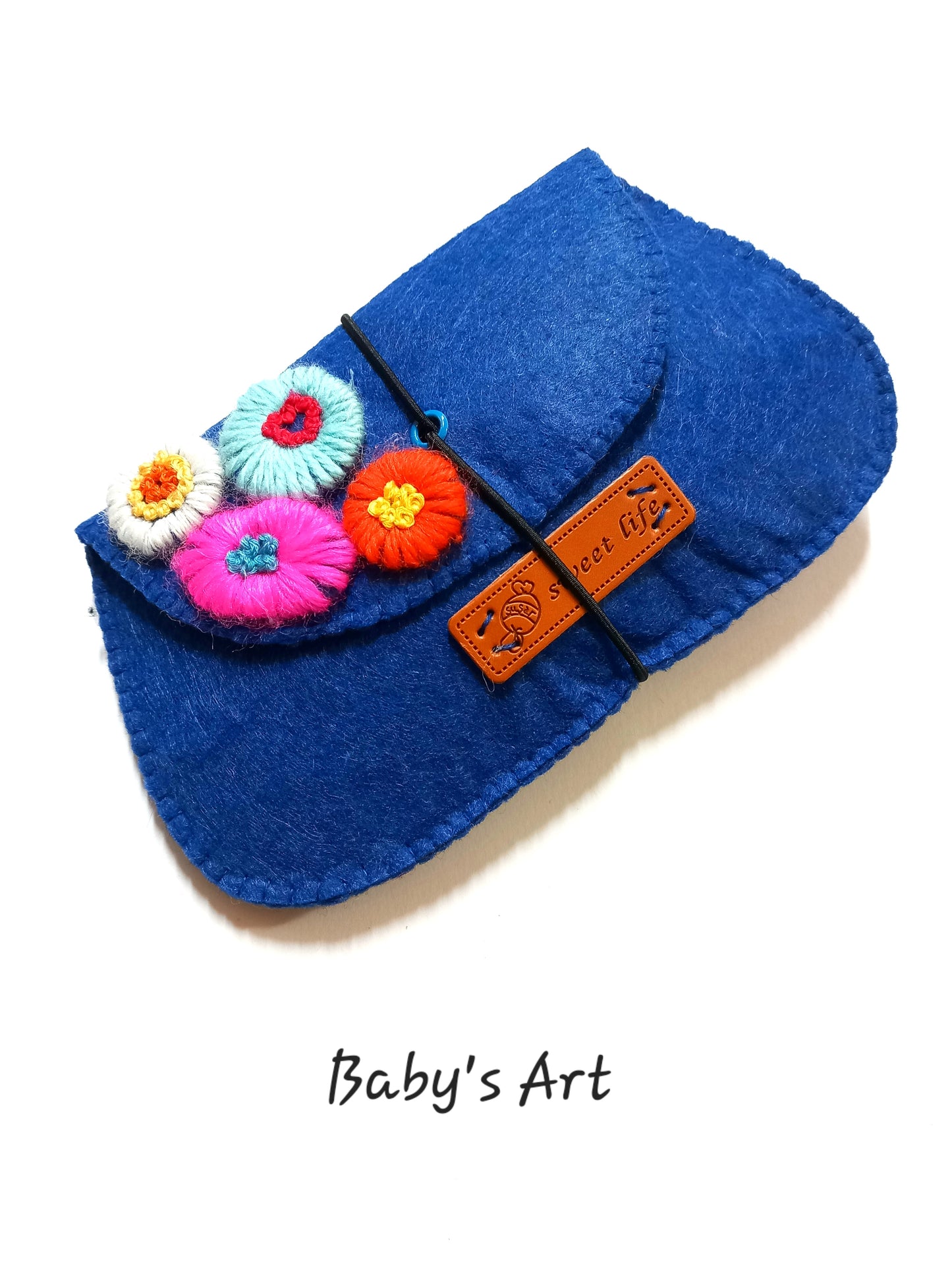 Pochette ricamata blu