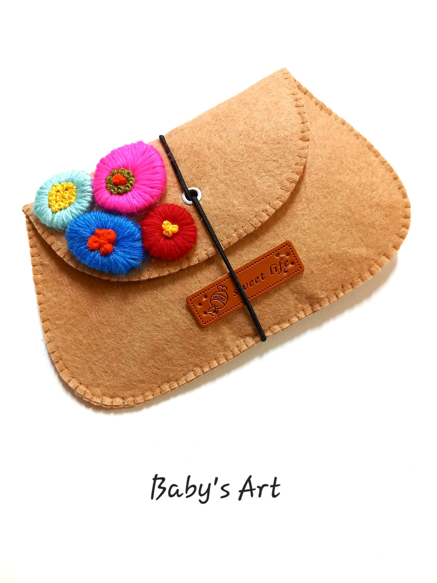 Pochette ricamata beige