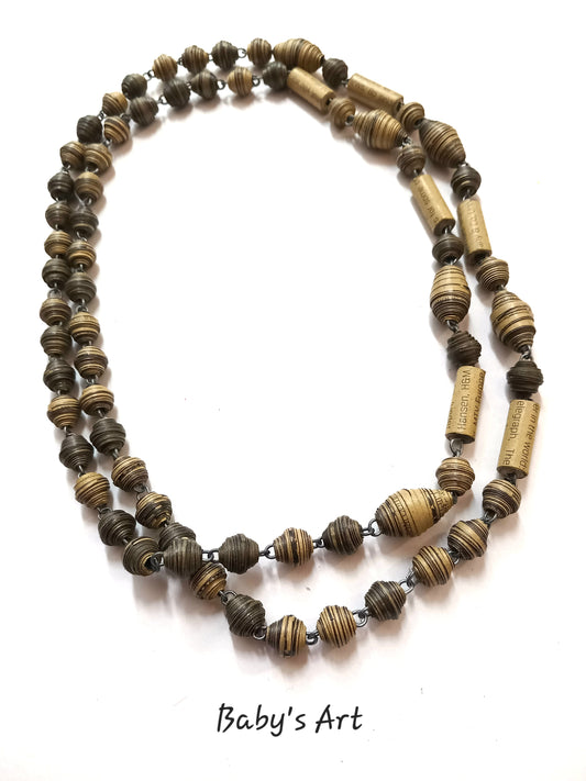 Collana perle di carta verde militare
