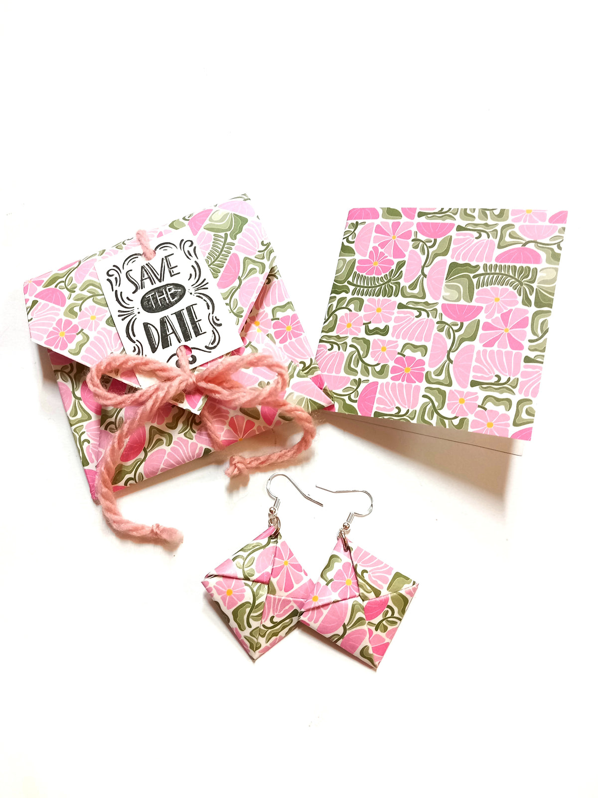 Set orecchini + confezione + biglietto "Bocciolo"