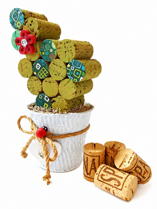 Cactus decorativo con tappi di sughero